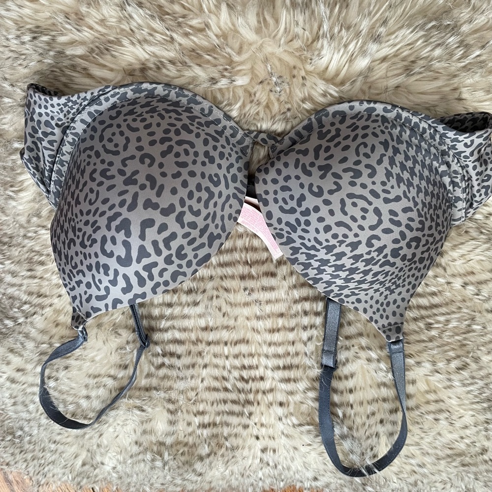 36 B